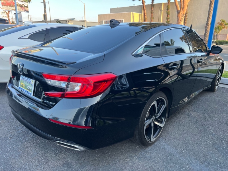 2021 Honda Accord Sport's photo
