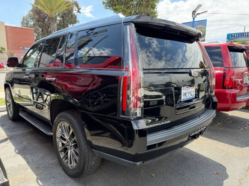 2020 Cadillac Escalade AWD Luxury's photo