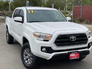 2017 Toyota Tacoma Photo