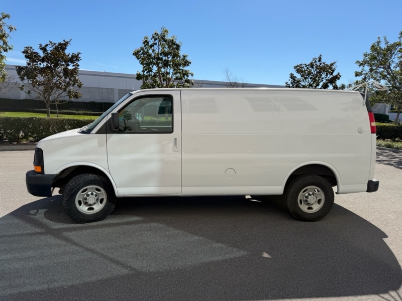 2010 Chevrolet Express Cargo Work Van