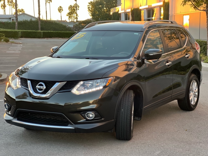 2015 Nissan Rogue SV