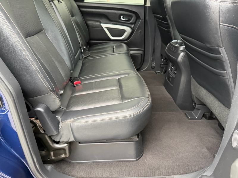 2017 Nissan Titan SL - Photo 23