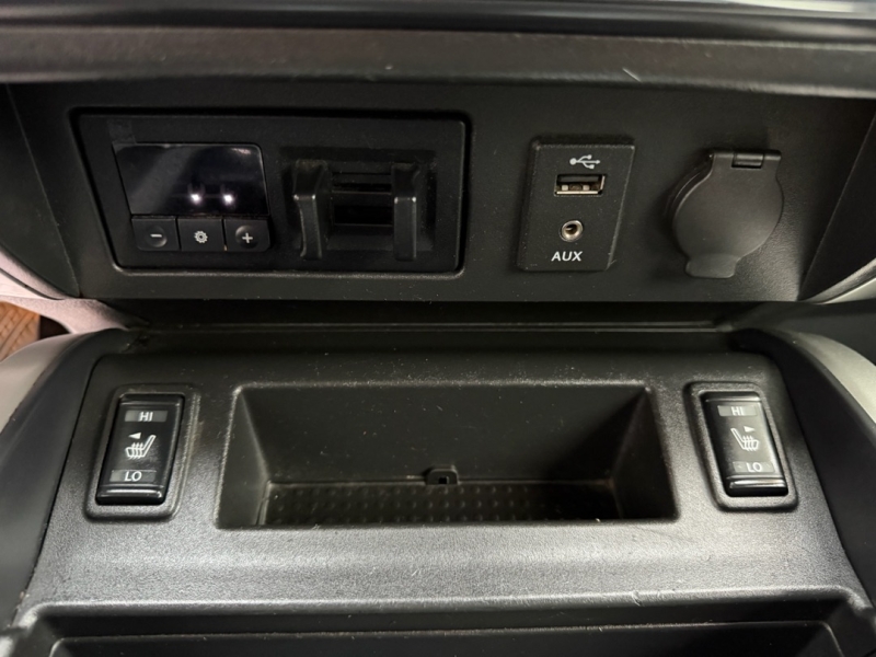 2017 Nissan Titan SL - Photo 38