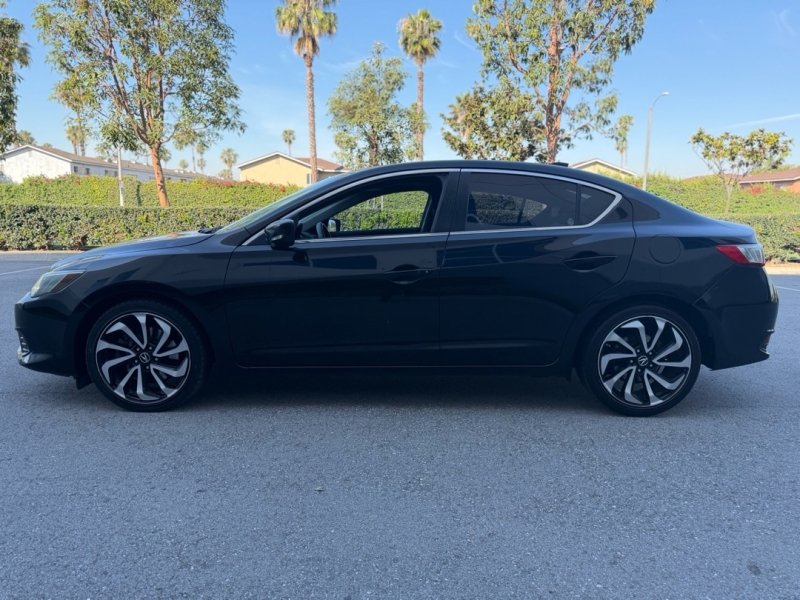 2017 Acura ILX Base
