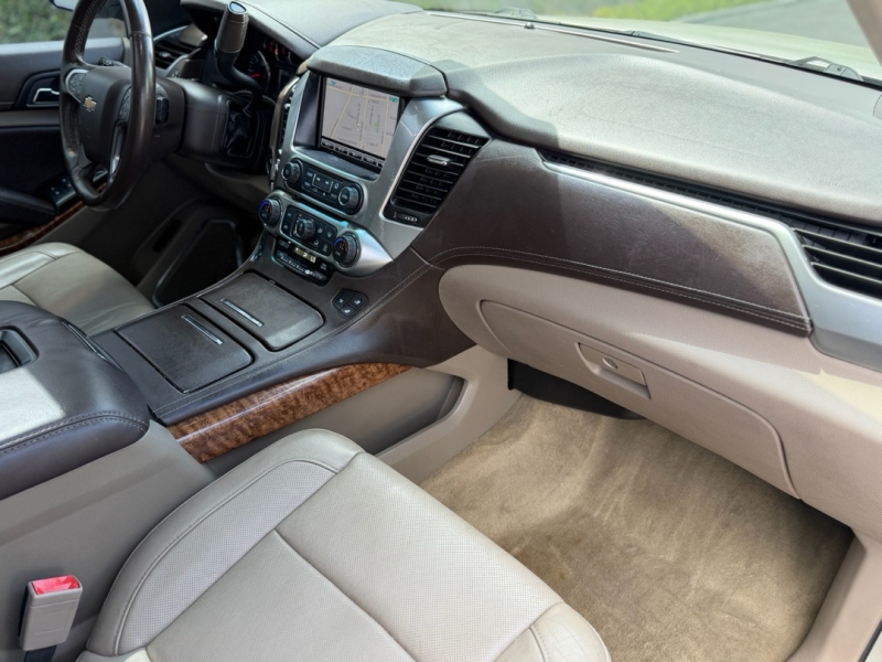 2015 Chevrolet Suburban LTZ - Photo 24