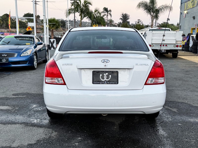 large picture of 2003 Hyundai ELANTRA