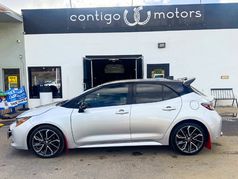 2021 Toyota Corolla Hatchback XSE's photo