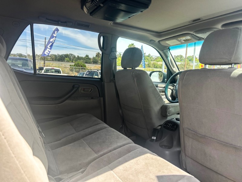 2005 Toyota Sequoia SR5 - Photo 8