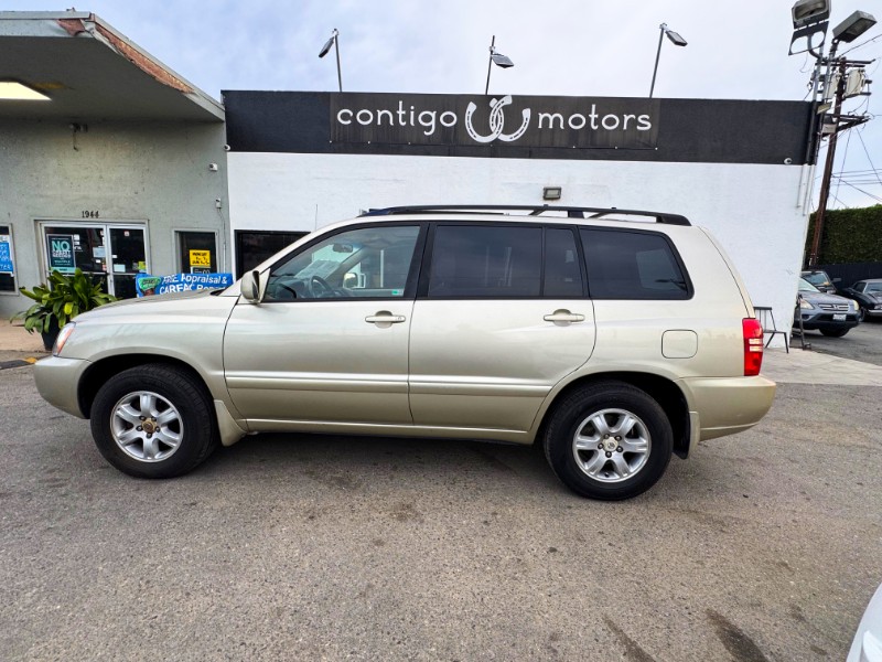 2001 Toyota Highlander Base