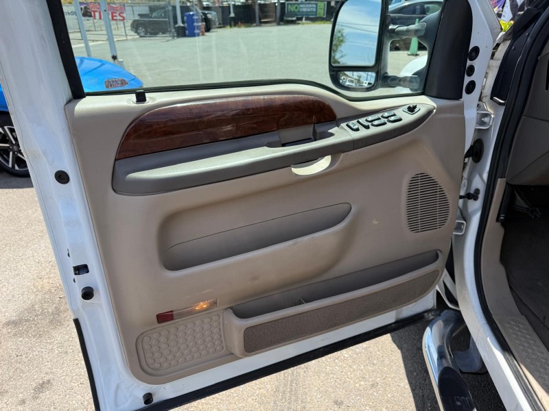 2002 Ford F-250 Super Duty Lariat - Photo 9