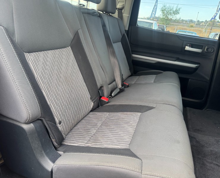 2014 Toyota Tundra SR5 - Photo 7