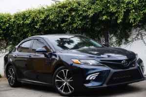 2018 Toyota Camry Photo