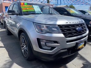 2016 Ford Explorer Photo