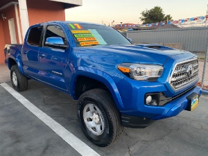 2017 Toyota Tacoma Photo