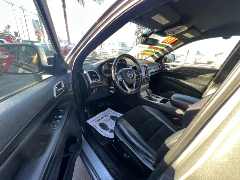 2018 Jeep Grand Cherokee Altitude's photo