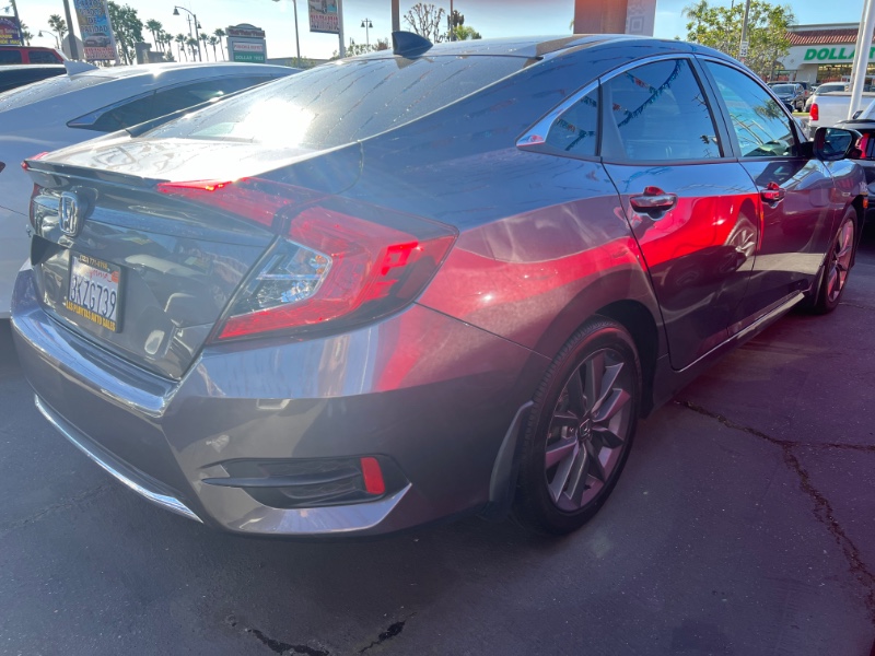 2019 Honda Civic EX-L's photo