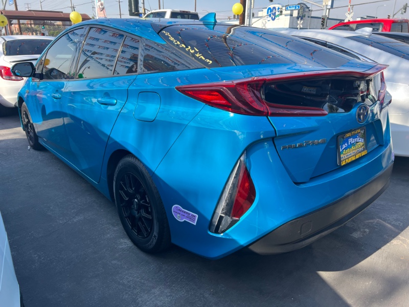 2018 Toyota Prius Prime Premium's photo