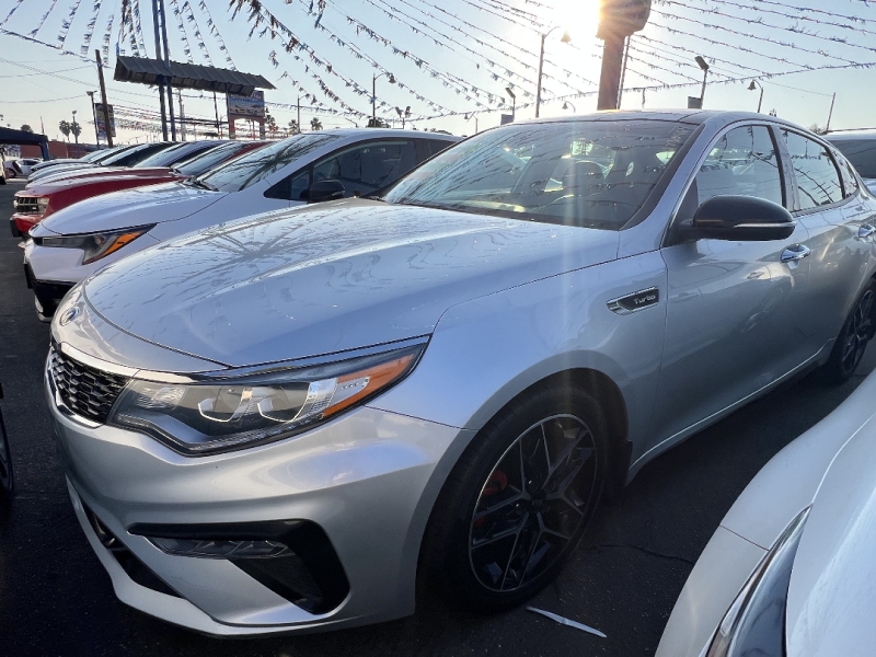 2020 Kia Optima SX's photo