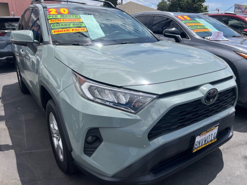 2020 Toyota RAV4 XLE's photo