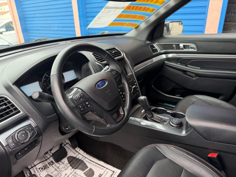 2017 Ford Explorer Sport 4WD's photo