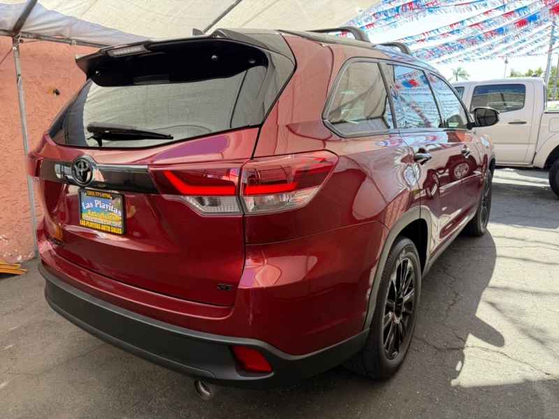 2019 Toyota Highlander SE 4x2 V6's photo