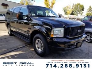 2004 Ford Excursion Photo