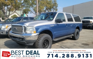 2002 Ford Excursion Photo