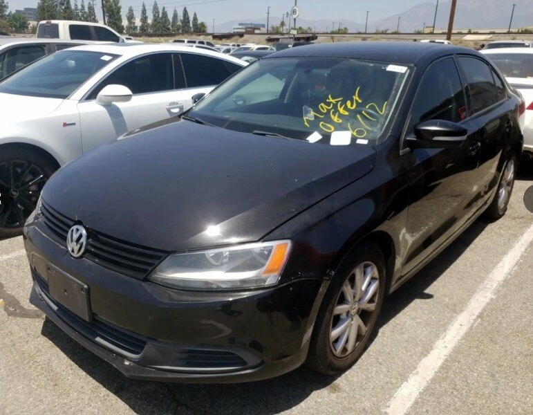 2012 Volkswagen Jetta Photo