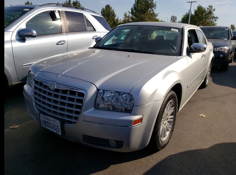 2010 Chrysler 300 Photo