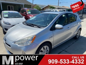 2014 Toyota Prius C Photo