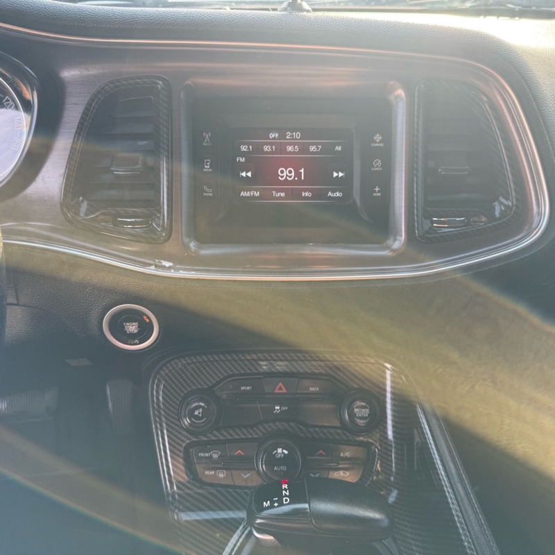 2016 Dodge Challenger SXT