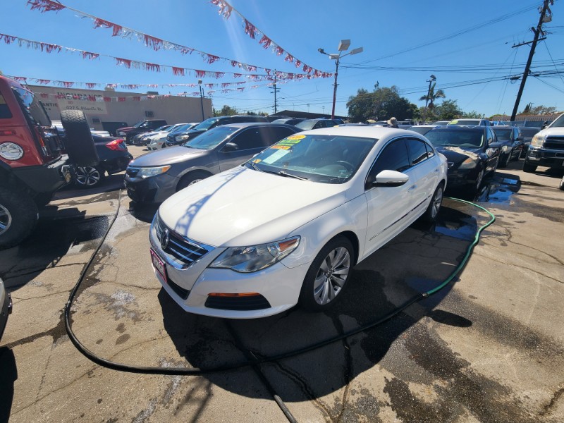 2011 Volkswagen CC Photo