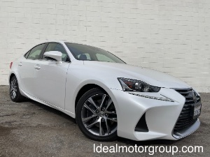 2019 Lexus IS 300 Photo