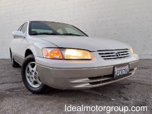 1999 Toyota Camry Photo