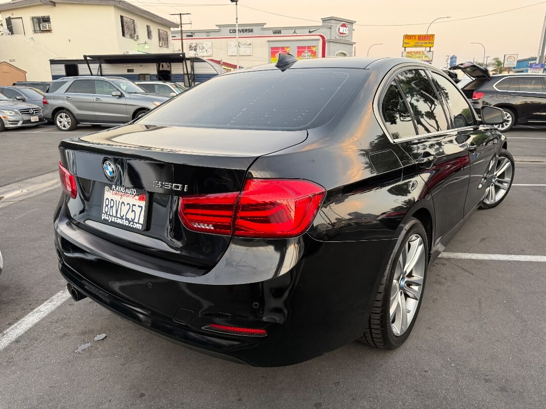 2017 BMW 3 Series 330i