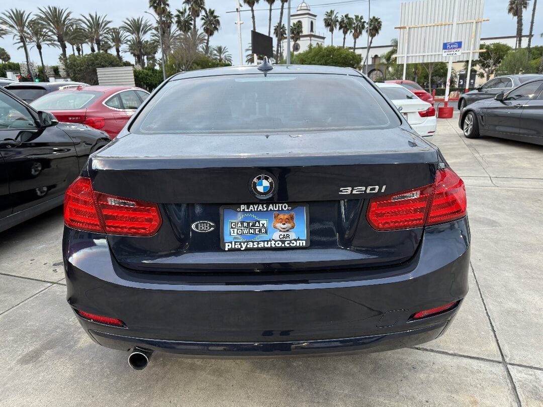 2015 BMW 3 Series 320i
