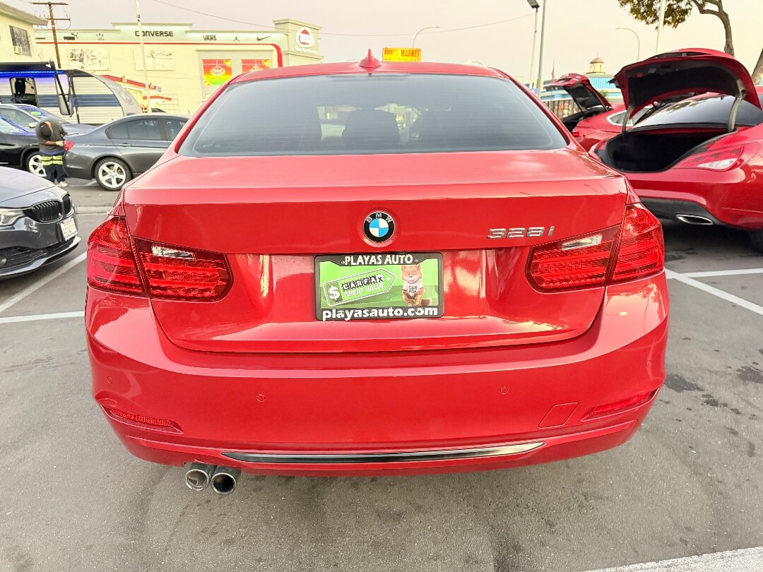 2015 BMW 3 Series 328i's photo
