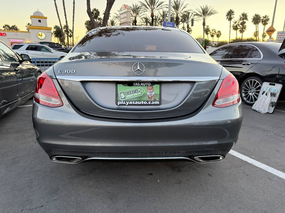 2017 Mercedes-Benz C-Class C300's photo