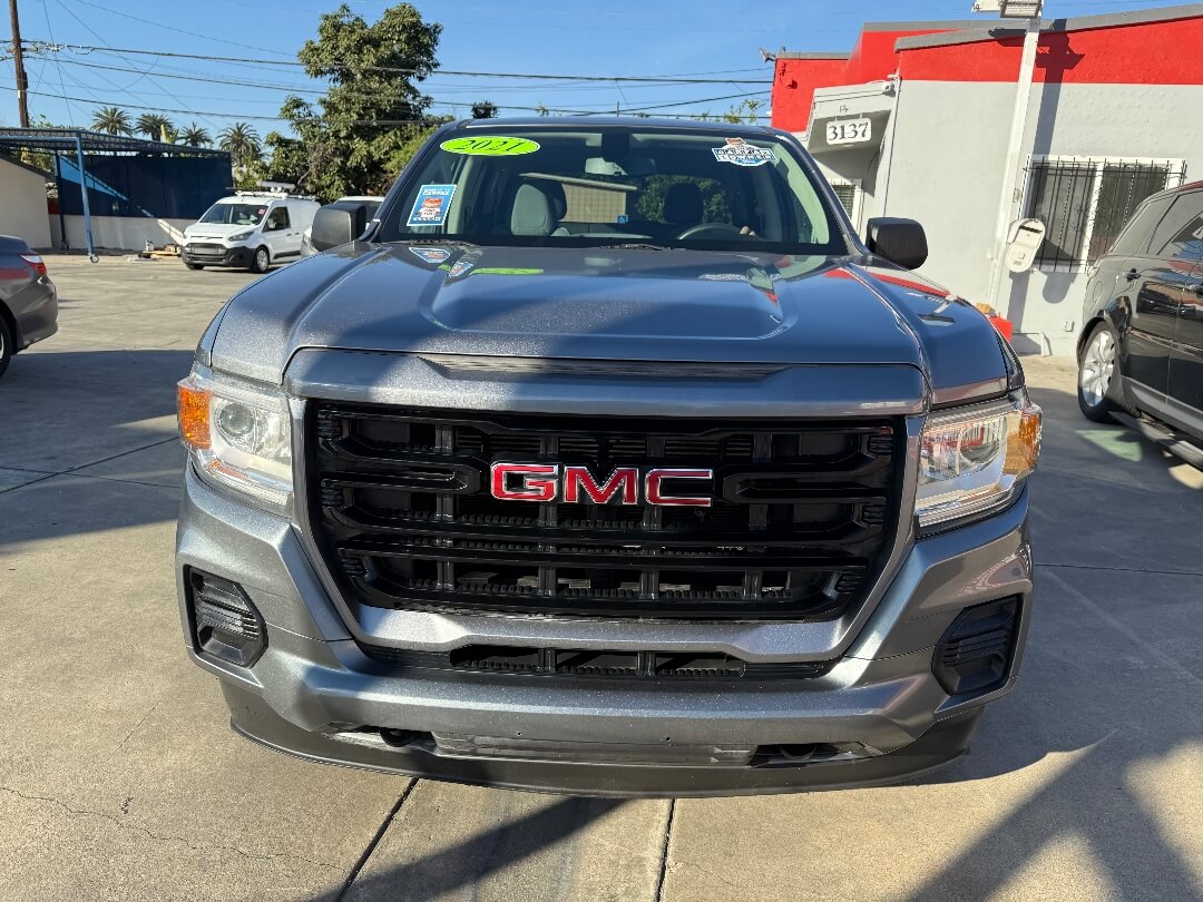 2021 GMC Canyon 2WD Elevation Standard Crew Cab Short Bo's photo