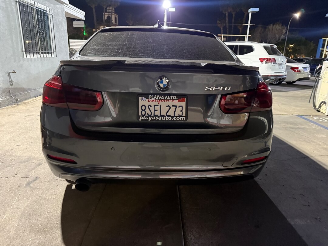 2017 BMW 3 Series 320i