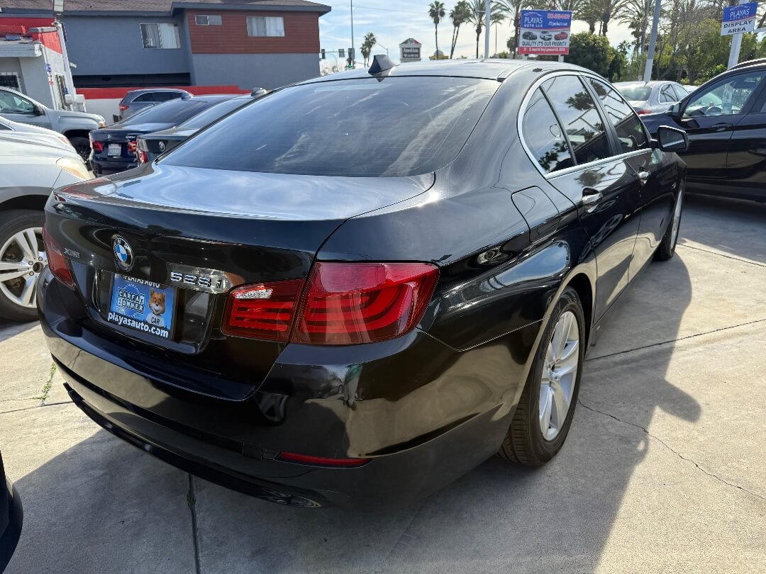 2013 BMW 5 Series 528i
