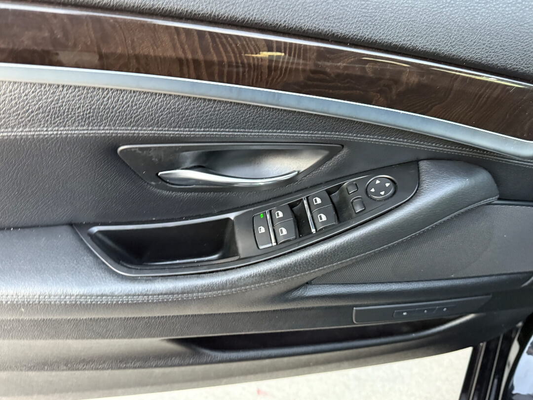 2013 BMW 5 Series 528i - Photo 7
