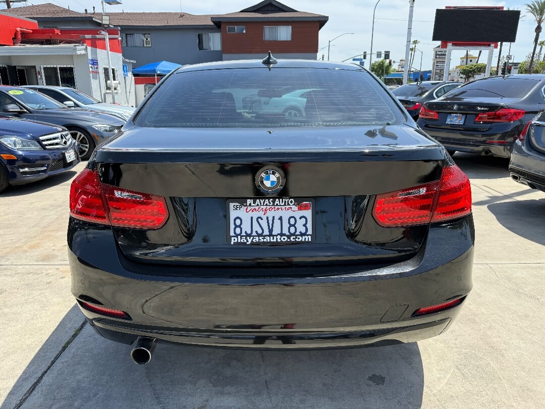 2015 BMW 3 Series 320i
