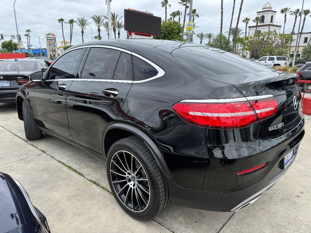 2017 Mercedes-Benz GLC GLC300 4MATIC's photo