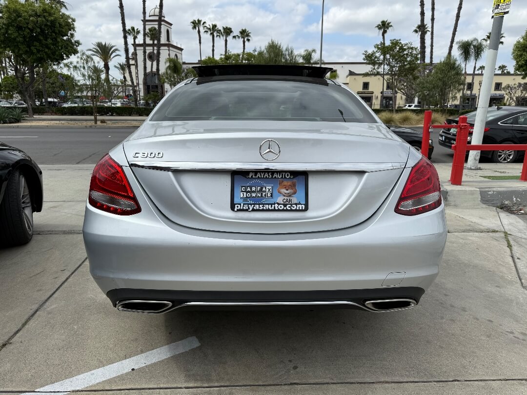 2017 Mercedes-Benz C-Class C300's photo