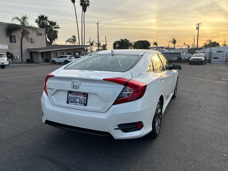 2018 Honda Civic EX