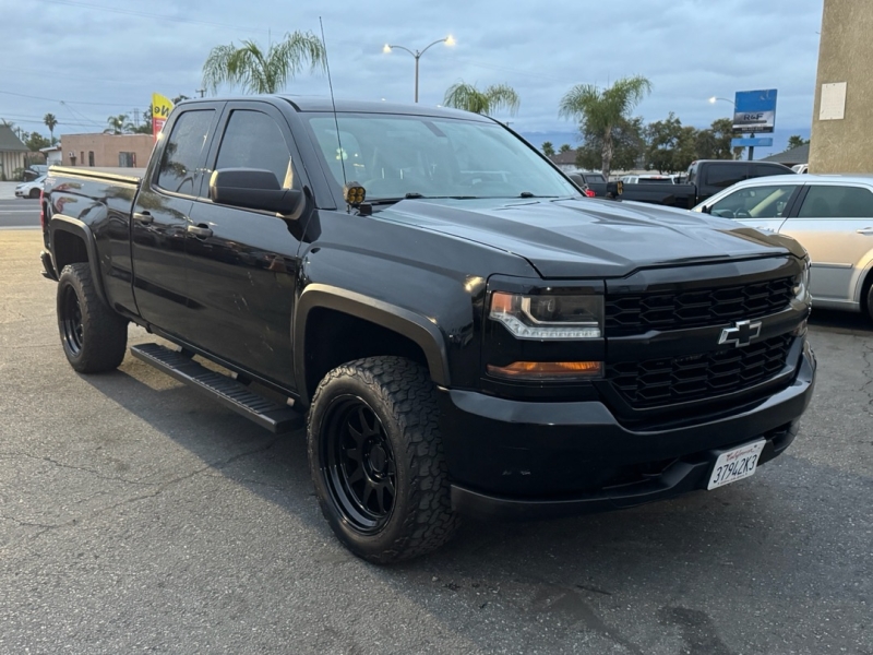 2016 Chevrolet Silverado 1500 Custom's photo