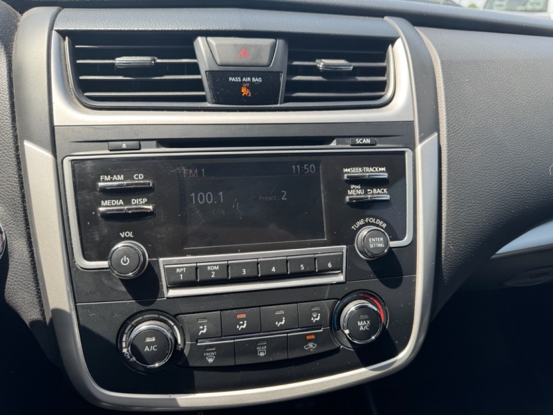 2017 Nissan Altima SR - Photo 8