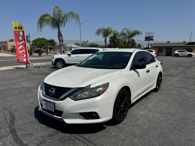 picture of 2017 Nissan Altima