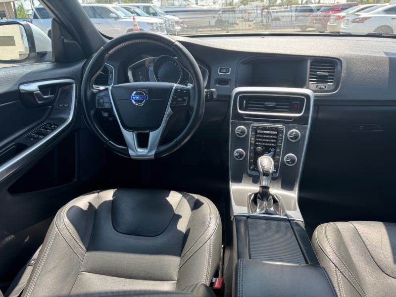 2016 Volvo S60 T5 Premier - Photo 10